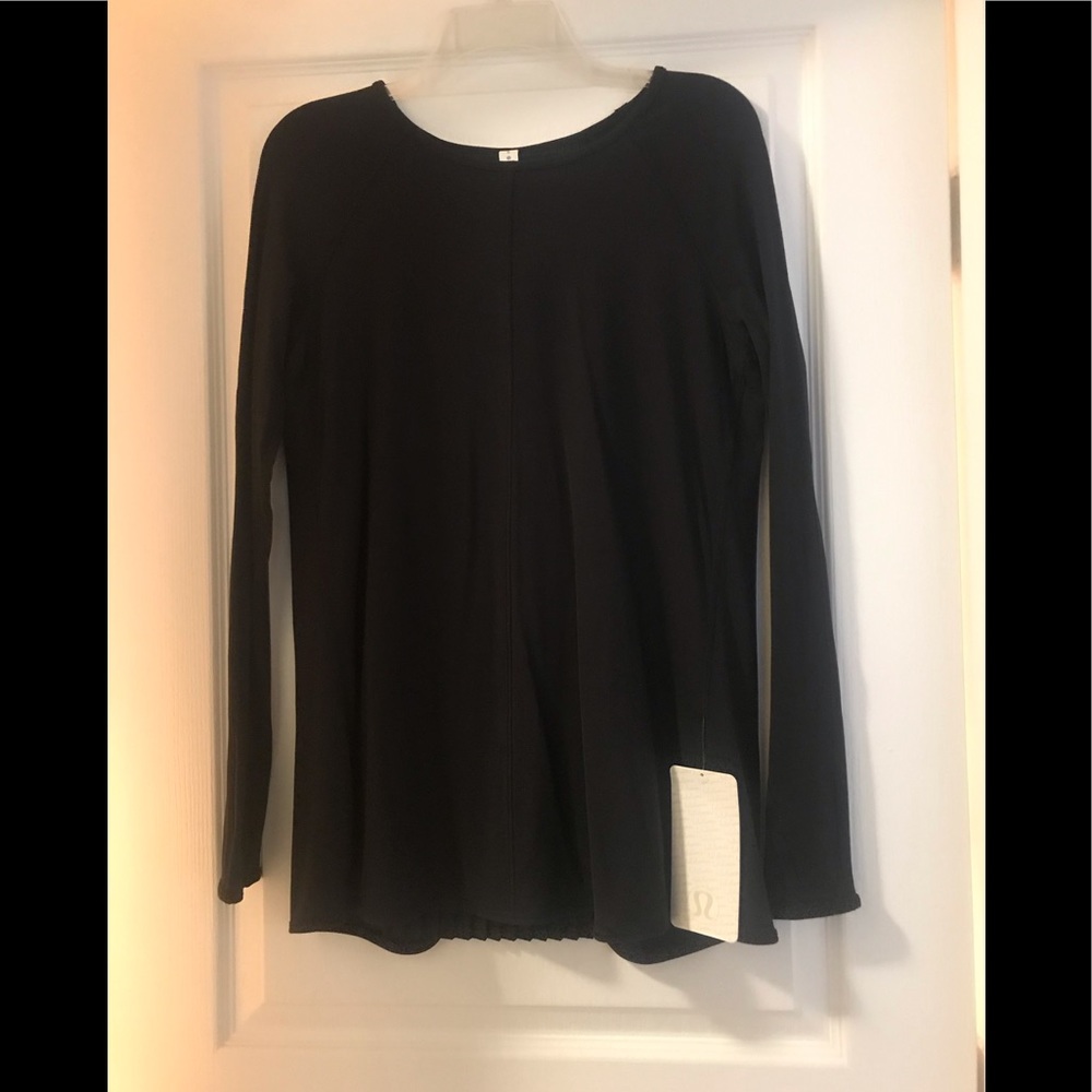 Lululemon Black Making Moves Top